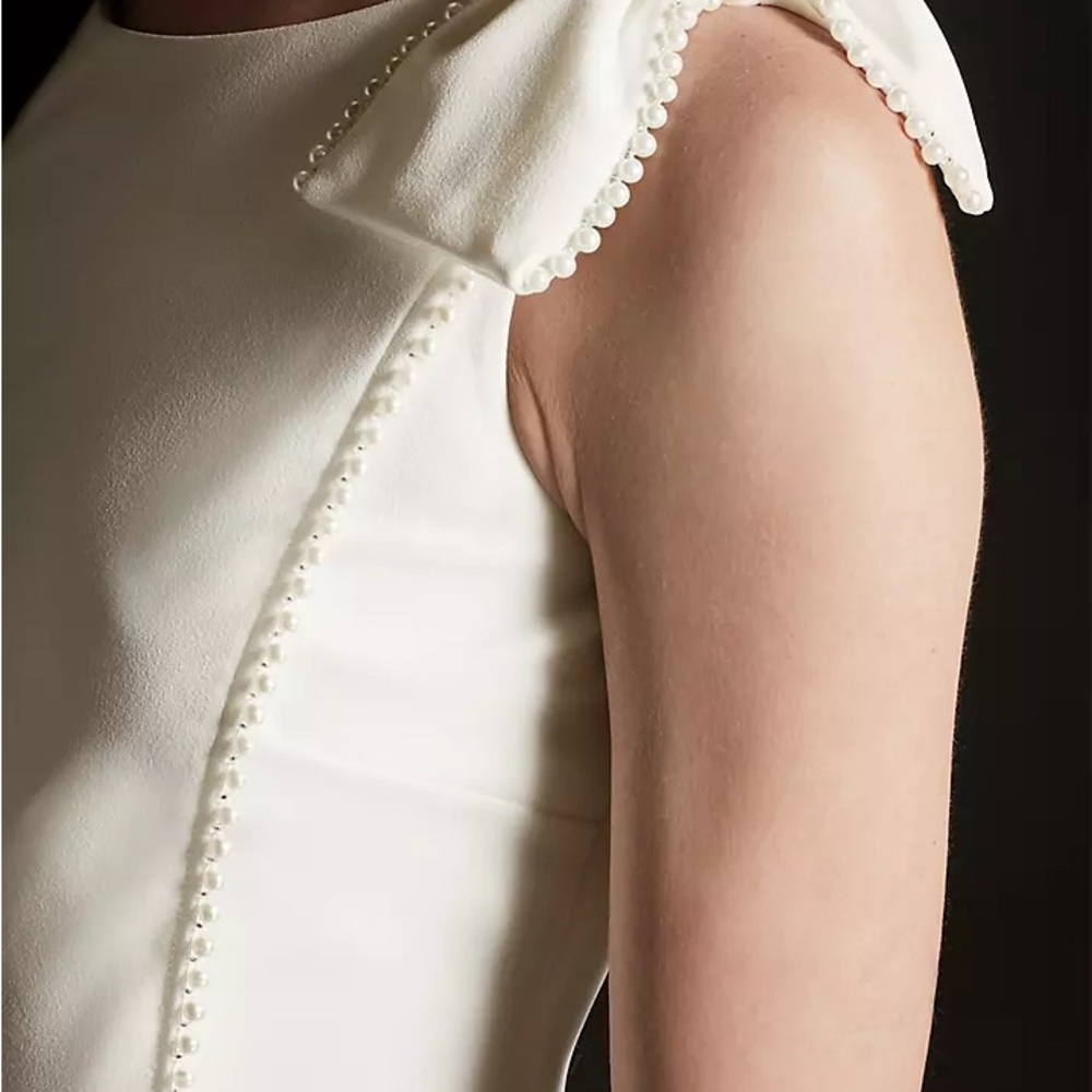 KARL LAGERFELD PARIS
Pearl Trimmed Tank Sheath Dress with Bow size 4